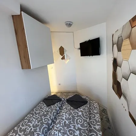 The Rainbow 6 * ソフィア