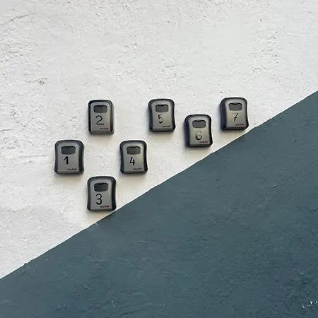 The Rainbow 6 Appartement *